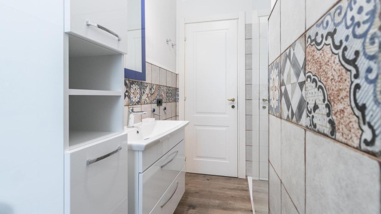 Italianway - Zara 63 Lägenhet Milano Exteriör bild